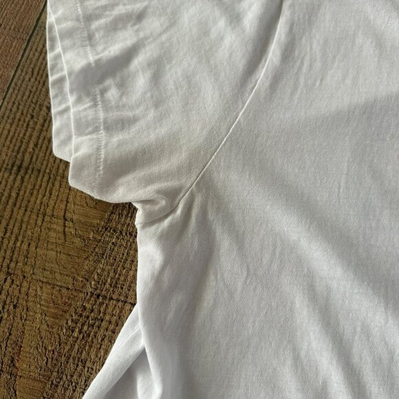 Rip Curl Womens size medium White Graphic Short Sleeve T-Shirt - Picture 4 of 6